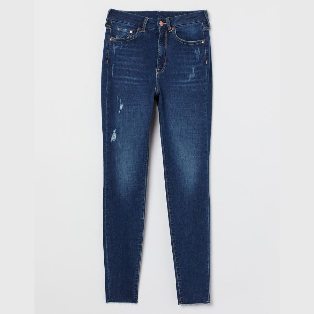 H&M Curvy Fit Embrace Skinny Ankle Jeans, Blue,
Sz 8 NWT Distressed High Rise